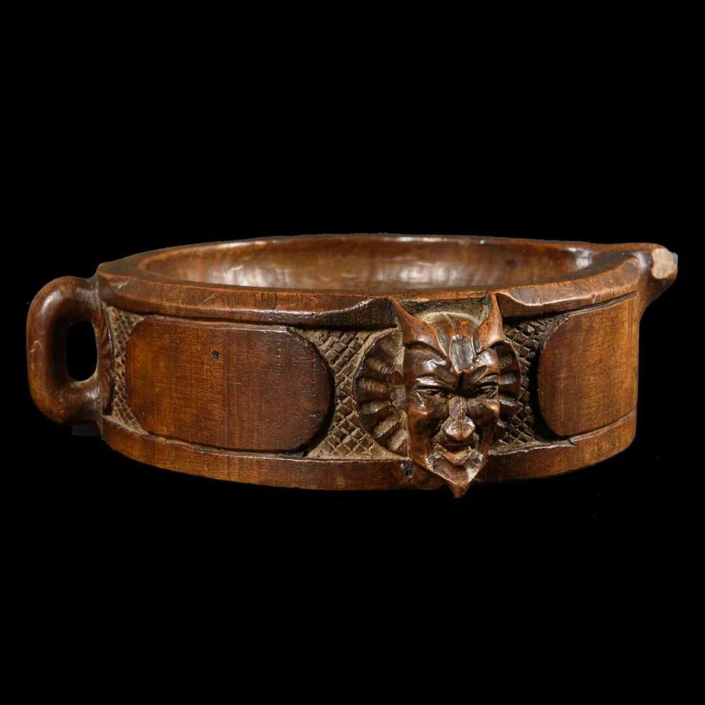 COUPE RITUELLE DÉMONIAQUE EN BOIS SCULPTÉ – FORÊT-NOIRE - Image 9