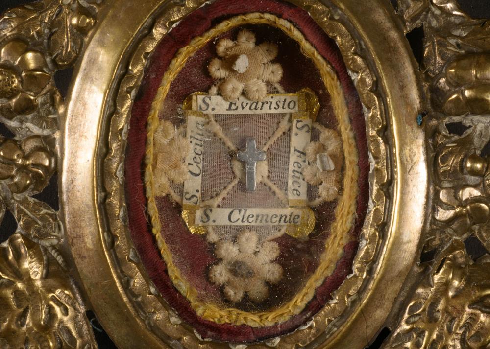 PAIRE DE RELIQUAIRES ITALIENS DU XVIIIᵉ SIÈCLE AUX GRIFFONS - Image 4