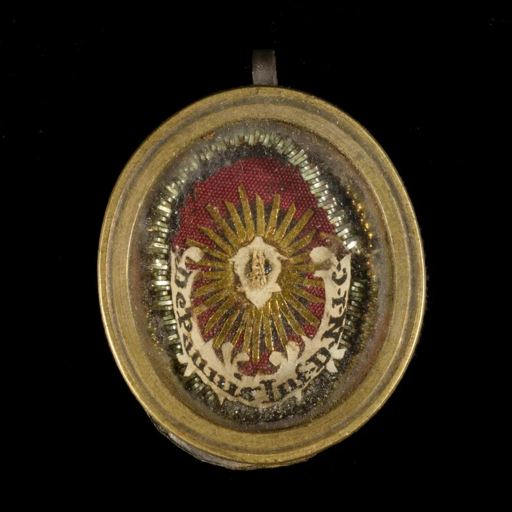 RELIQUE DES LINGES DE LâENFANCE DU CHRIST